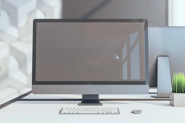 在办公室的桌子上放着空白的黑色计算机显示器屏幕 可以看到大都市 工作场所和公司概念 3D渲染 — 图库照片