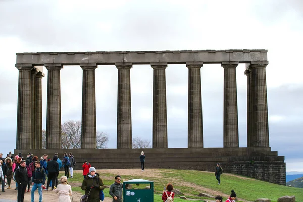 The National Monument of Scotland on Calton Hill — Stock Photo, Image