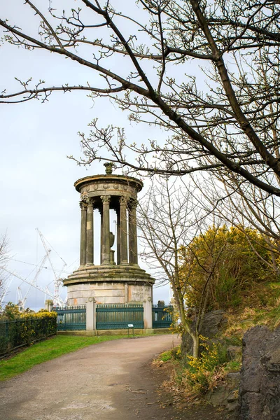 Calton Hill 'deki Dugald Stewart Anıtı. — Stok fotoğraf