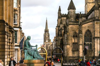 David Hume 'un Heykeli