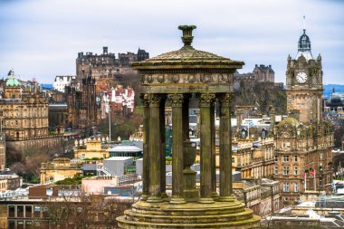 Calton Hill 'deki Dugald Stewart Anıtı.