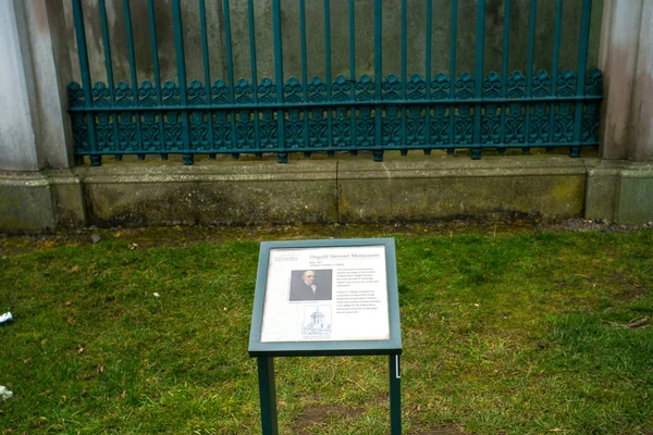 Пам "ятник Дугалду Стюарту на Калтон Хілл. — стокове фото