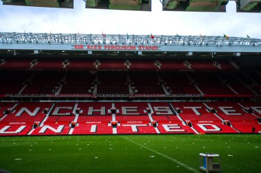 eski trafford Stadı