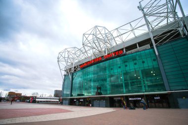 eski trafford Stadı