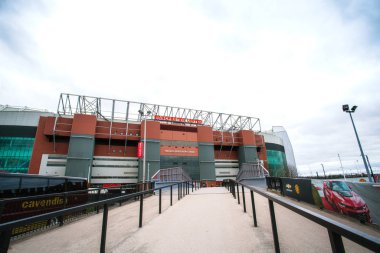 eski trafford Stadı