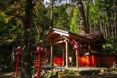 Kurama Dağı 'ndaki Kibune Tapınağı Yuinoyashiro, Kyoto Bölgesi, Kansai, Japonya
