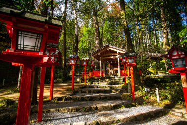Kurama Dağı 'ndaki Kibune Tapınağı Yuinoyashiro, Kyoto Bölgesi, Kansai, Japonya