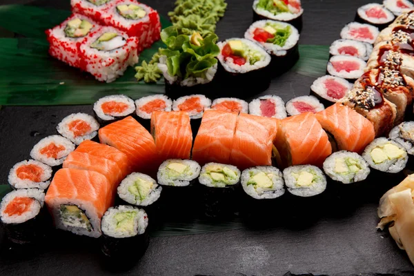 Japonská kuchyně. Suši. — Stock fotografie