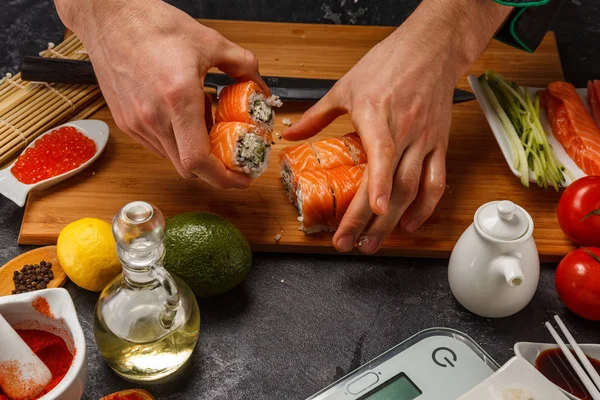 Японская кухня. Ингредиенты для приготовления суши . — стоковое фото