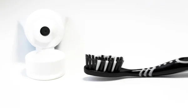 Escova Dentes Preta Branca Dentes Saudáveis Limpos Carvão Natural — Fotografia de Stock