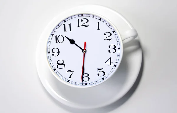 Минуты Часы Чашке Белая Чашка Циферблатом Творческая Открытка — стоковое фото
