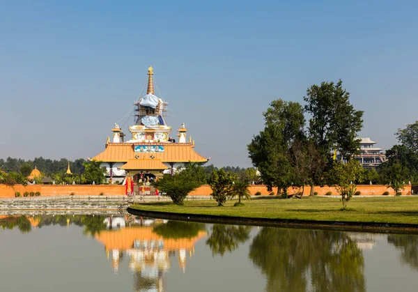 Drigung kagyud dharmaraja Stiftung, buddhistischer Tempel, Lumbini, Nepal — Stockfoto