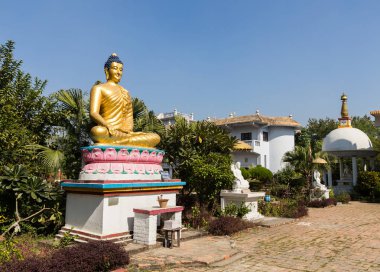Gautami Rahibe Tapınağı, Buda heykeli,: Lumbini Nepal