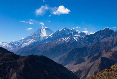 Mount Dhaulagiri ve Tukuche tepe