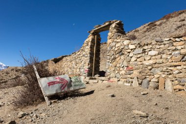 Yukarı Mustang kapısı