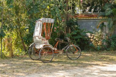 trishaw,: Lumbini, Nepal