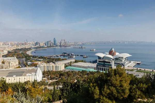 Вид на город Баку . — стоковое фото