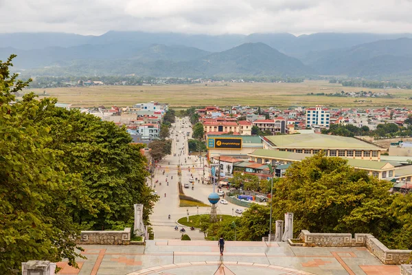 Uitzicht van de stad van Dien Bien Phu. — Stockfoto
