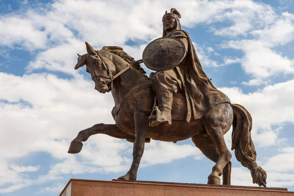 Kozhamberdy Batyr Anıtı