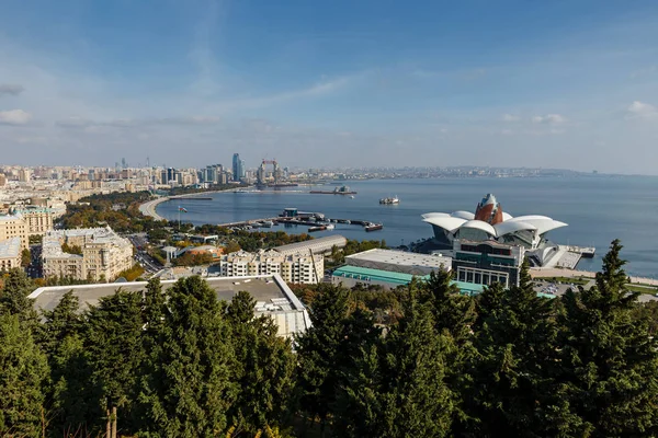 Vista superior de la ciudad de Bakú . — Foto de Stock