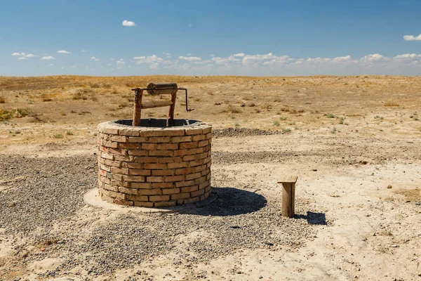 Brunnen Den Steppen Von Kasachstan Turkestan Der Archäologischen Stadt Sawran — Stockfoto