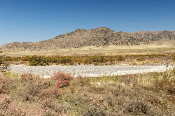 Státní Hranice Mezi Kazachstánem Kyrgyzstánem Chuy Valley Pohled Kazachstán Kyrgyzstánu — Stock fotografie