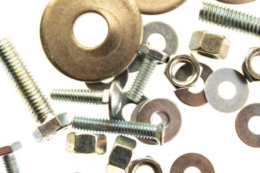 Metal fındık ve cıvatalar sanayideki ve evdeki işler için
