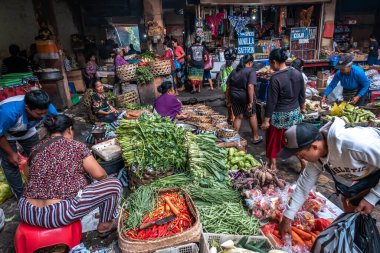 Ubud, Bali / Endonezya - 11 Şubat 2020: Ubud Sabah Pazarı Ubud Sabah Pazarı