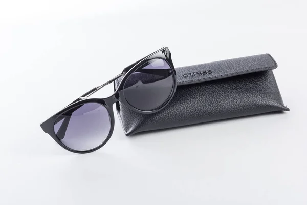 Guess Sunglasses Unisex Black Color White Background — Stock Photo, Image