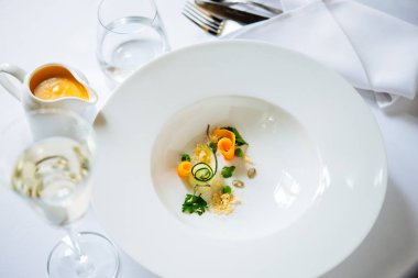 Modern balkabağı çorbası