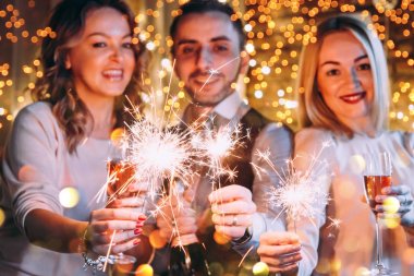 Noel partisi kutlama