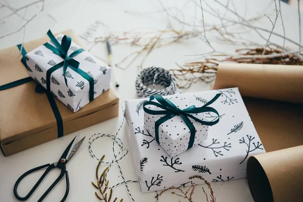 Weihnachtsgeschenkverpackungen — Stockfoto