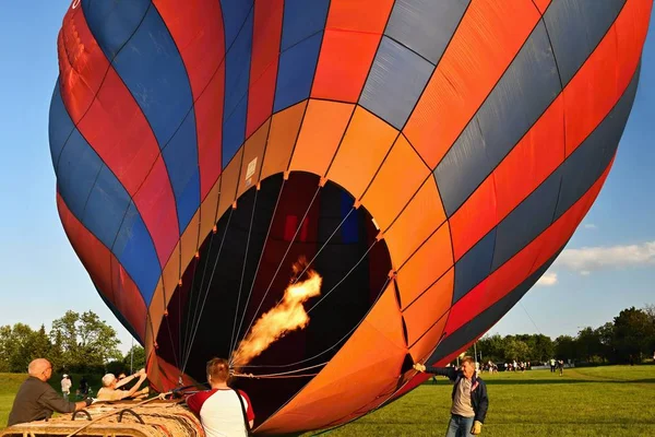 Inför Starten Luftballong — Stockfoto