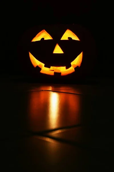 Halloween pumpkin lantern with black background — Stock Photo, Image