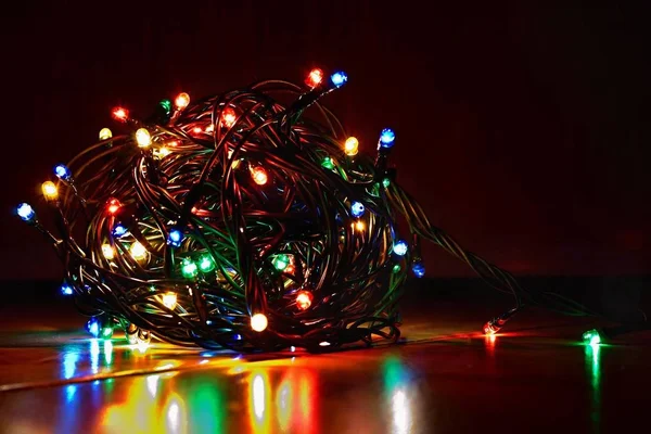 Latar belakang Natal abstrak, tekstur xmas dari lampu-lampu berwarna untuk pohon Natal. — Stok Foto