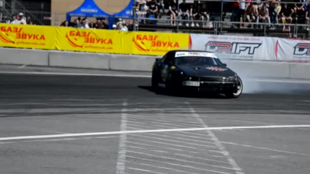 Drift auto superare pista di svolta — Video Stock