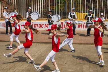 Hip hop dans grubu çocukların gerçekleştirir