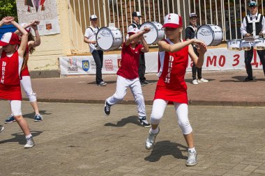 Hip hop dans grubu çocukların gerçekleştirir