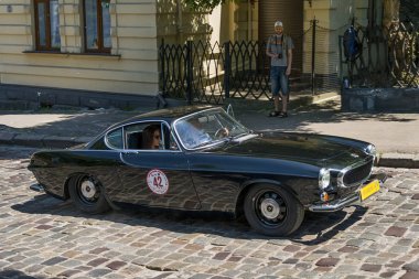 Yarış Leopol katılım alarak eski retro araba Volvo P1800e