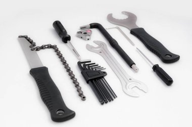 İzole edilmiş beyaz arkaplan üzerindeki bisiklet aracı