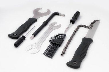 İzole edilmiş beyaz arkaplan üzerindeki bisiklet aracı