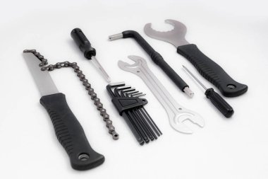 İzole edilmiş beyaz arkaplan üzerindeki bisiklet aracı