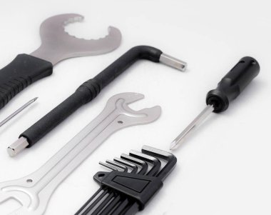 İzole edilmiş beyaz arkaplan üzerindeki bisiklet aracı