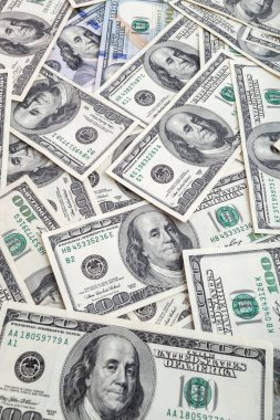 Amerikan doları dokusu. Yüz dolarlık banknotların arka planı.