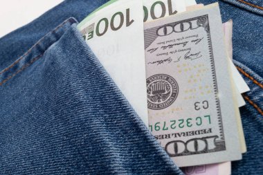 Kotun cebinden dolar ve euro çıkıyor.