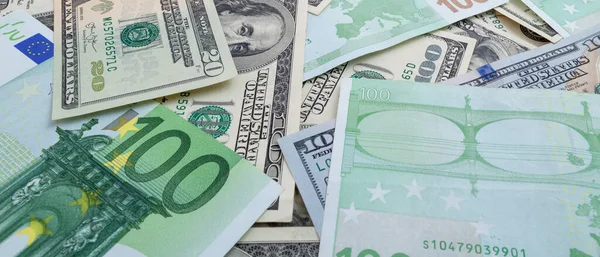 ABD ve Euro banknotlarından yapılmış doku panoraması