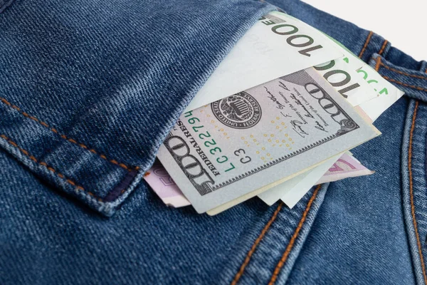 Kotun cebinden dolar ve euro çıkıyor.