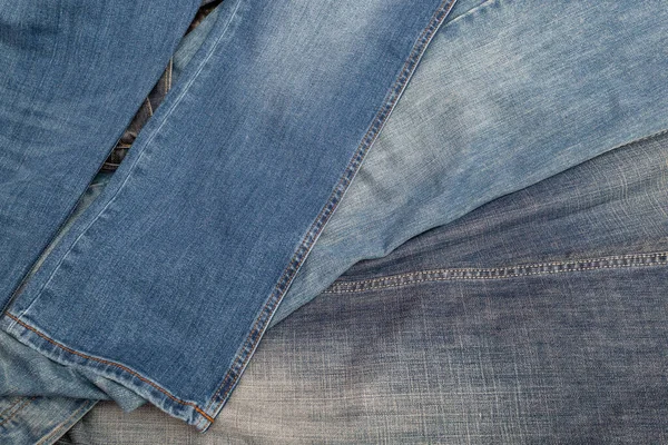破旧的传统蓝色斜纹棉布牛仔裤质地 — 图库照片