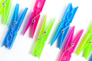 İzole edilmiş beyaz arkaplanda mandal dokusu