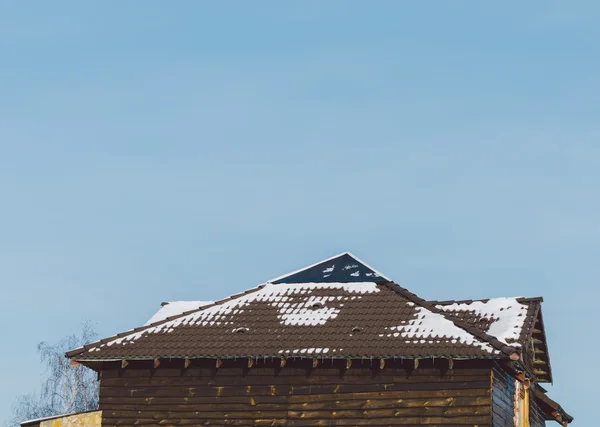 Tető a hóban — Stock Fotó